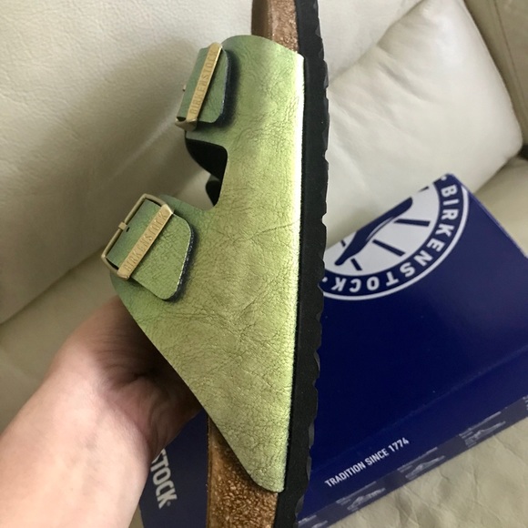 SALE!💥Birkenstock sz 42(11-11.5) - Picture 5 of 7